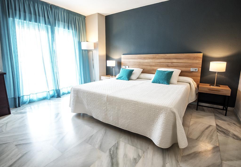First Flatotel International Benalmadena Ngoại thất bức ảnh